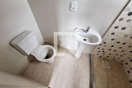 Casa à venda com 357m², 3 quartos e 4 vagasBanheiro da Suíte 2