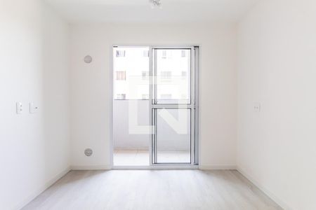 Sala de kitnet/studio para alugar com 1 quarto, 27m² em Vila das Bandeiras, Guarulhos