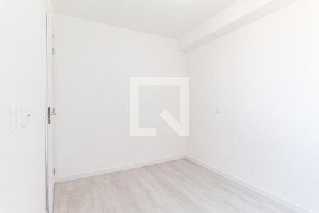 Quarto de kitnet/studio para alugar com 1 quarto, 27m² em Vila das Bandeiras, Guarulhos