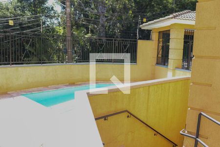 Casa de condomínio à venda com 100m², 2 quartos e 2 vagasÁrea comum - Piscina