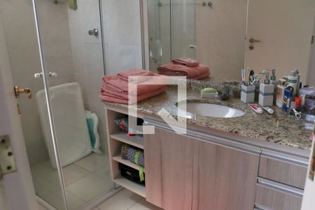 Casa de condomínio à venda com 100m², 2 quartos e 2 vagasBanheiro da Suíte 2