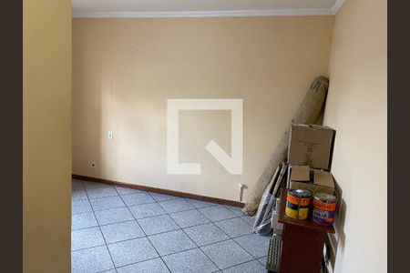 Quarto 1 suíte de casa para alugar com 3 quartos, 194m² em Jardim Oriental, São Paulo