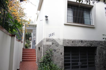 Casa à venda com 244m², 4 quartos e 2 vagasGaragem