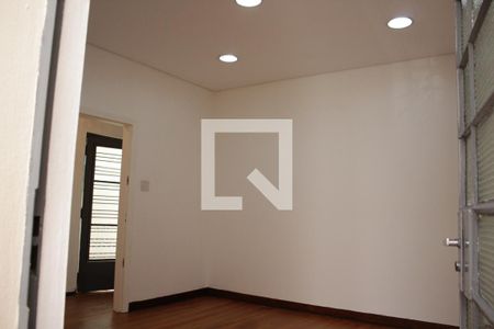 Casa à venda com 244m², 4 quartos e 2 vagasQuarto 1