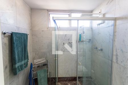 Apartamento à venda com 314m², 3 quartos e 3 vagasBanheiro 1 da Suíte