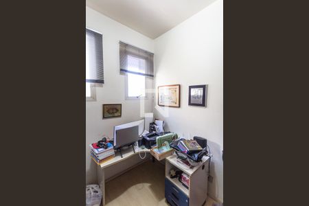 Apartamento à venda com 314m², 3 quartos e 3 vagasQuarto de Serviço 1/Escritório 1