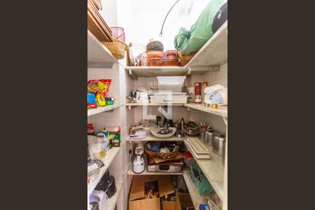 Apartamento à venda com 314m², 3 quartos e 3 vagasDespensa