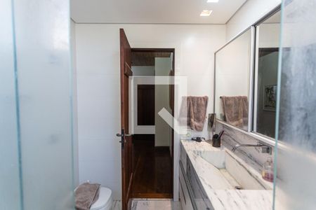 Apartamento à venda com 314m², 3 quartos e 3 vagasBanheiro Social