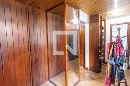 Apartamento à venda com 314m², 3 quartos e 3 vagasCloset da Suíte