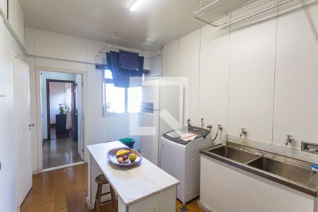 Apartamento à venda com 314m², 3 quartos e 3 vagasÁrea de Serviço