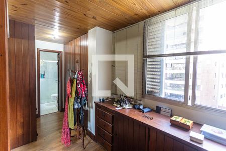 Apartamento à venda com 314m², 3 quartos e 3 vagasCloset da Suíte