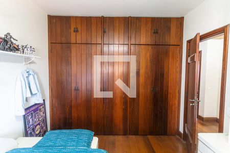 Apartamento à venda com 314m², 3 quartos e 3 vagasArmário do Quarto 2