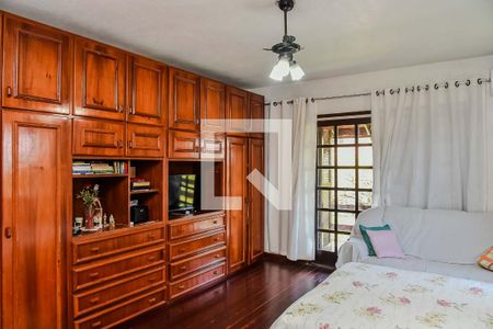 Casa à venda com 4 quartos, 140m² em Vila Jardim, Porto Alegre