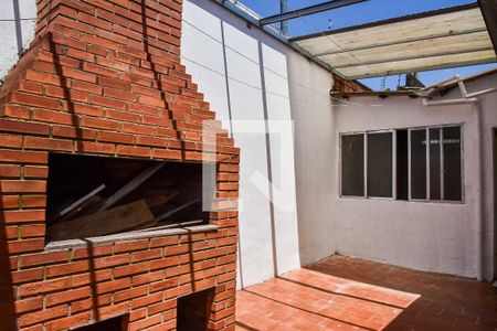 Casa à venda com 140m², 4 quartos e 4 vagasChurrasqueira