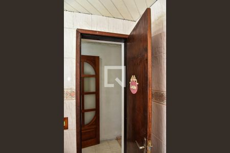 Lavabo de casa à venda com 4 quartos, 140m² em Vila Jardim, Porto Alegre