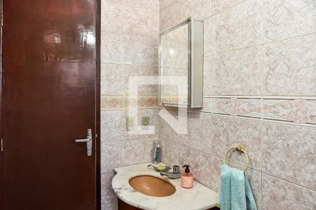 Casa à venda com 140m², 4 quartos e 4 vagasBanheiro 1