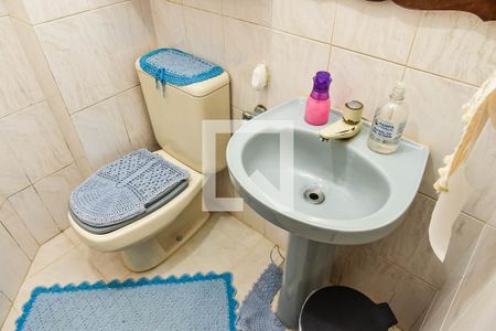 Lavabo de casa à venda com 4 quartos, 140m² em Vila Jardim, Porto Alegre