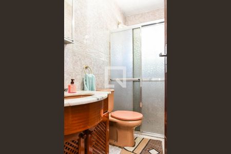 Casa à venda com 140m², 4 quartos e 4 vagasBanheiro 1