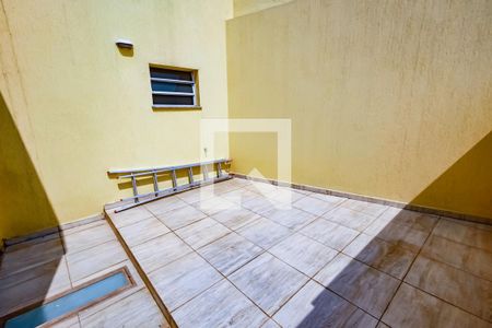 Casa para alugar com 228m², 3 quartos e 2 vagas Casa para alugar com 228m², 3 quartos e 2 vagasQuintal