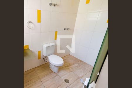 Casa para alugar com 228m², 3 quartos e 2 vagas Casa para alugar com 228m², 3 quartos e 2 vagasBanheiro da Suíte 2