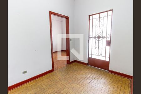 Sala de TV de casa para alugar com 2 quartos, 90m² em Vila Bertioga, São Paulo