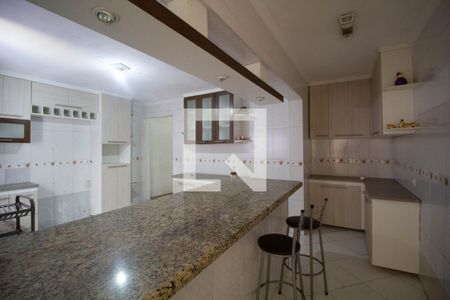 Cozinha de casa de condomínio à venda com 3 quartos, 140m² em Vila Campanela, São Paulo