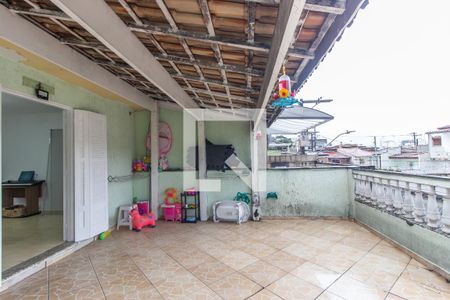 Casa de condomínio à venda com 140m², 3 quartos e 2 vagas Casa de condomínio à venda com 140m², 3 quartos e 2 vagasvaranda