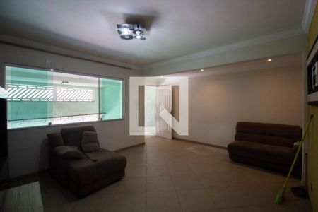 Casa de condomínio à venda com 140m², 3 quartos e 2 vagasSala