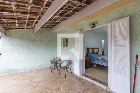 Casa de condomínio à venda com 140m², 3 quartos e 2 vagas Casa de condomínio à venda com 140m², 3 quartos e 2 vagasvaranda