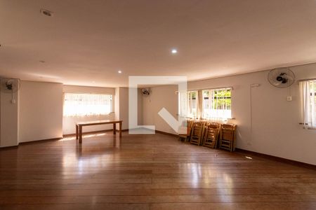 Apartamento à venda com 115m², 3 quartos e 2 vagasÁrea comum - Salão de festas