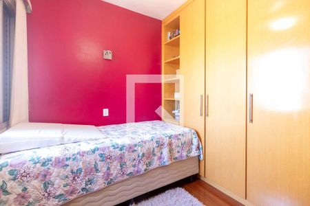 Apartamento à venda com 115m², 3 quartos e 2 vagasQuarto 2