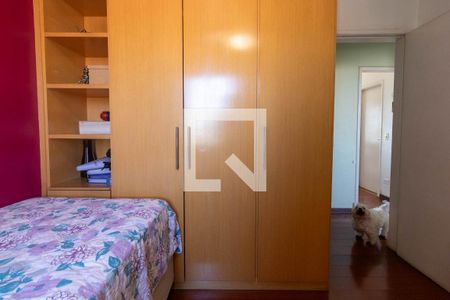 Apartamento à venda com 115m², 3 quartos e 2 vagasQuarto 2