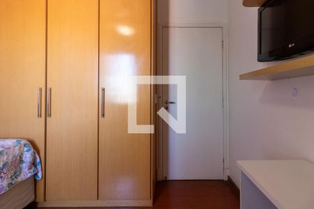 Apartamento à venda com 115m², 3 quartos e 2 vagasQuarto 2