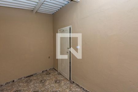 Casa à venda com 272m², 2 quartos e sem vaga