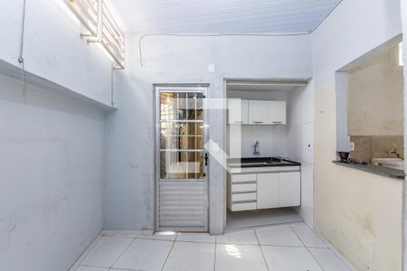Casa à venda com 272m², 2 quartos e sem vaga