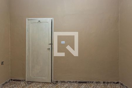 Casa à venda com 272m², 2 quartos e sem vaga