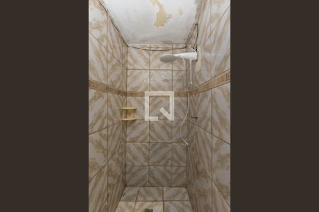 Casa à venda com 272m², 2 quartos e sem vaga