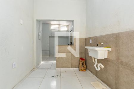Casa à venda com 272m², 2 quartos e sem vaga