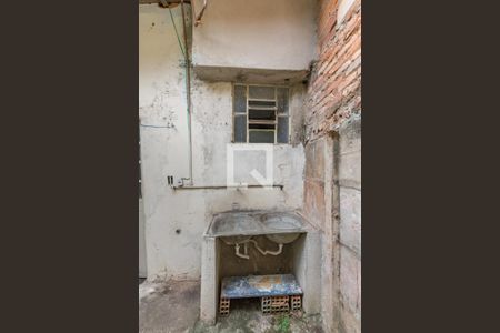 Casa à venda com 272m², 2 quartos e sem vaga