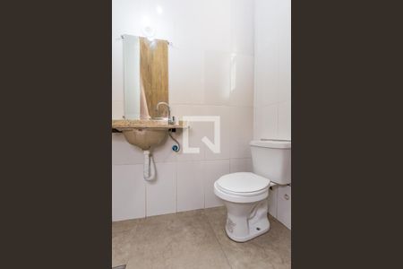 Casa à venda com 272m², 2 quartos e sem vaga