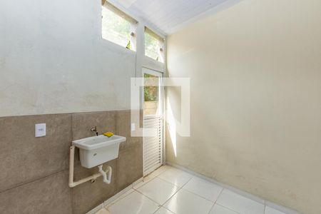 Casa à venda com 272m², 2 quartos e sem vaga