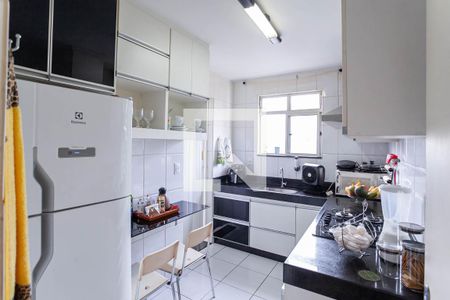 Apartamento à venda com 73m², 3 quartos e 2 vagas Apartamento à venda com 73m², 3 quartos e 2 vagasCozinha