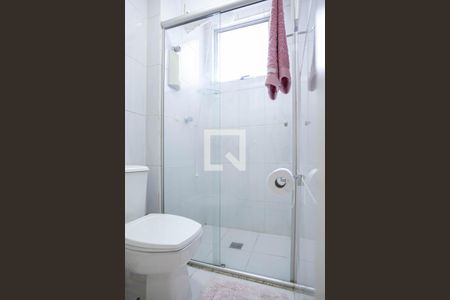 Apartamento à venda com 73m², 3 quartos e 2 vagas Apartamento à venda com 73m², 3 quartos e 2 vagasBanheiro social