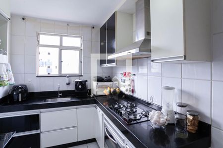 Apartamento à venda com 73m², 3 quartos e 2 vagas Apartamento à venda com 73m², 3 quartos e 2 vagasCozinha