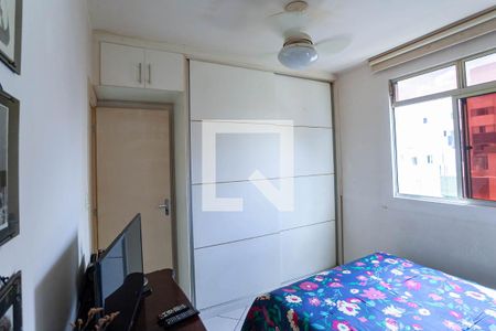 Apartamento à venda com 73m², 3 quartos e 2 vagas Apartamento à venda com 73m², 3 quartos e 2 vagasSuíte