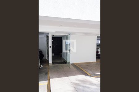 Apartamento à venda com 73m², 3 quartos e 2 vagas Apartamento à venda com 73m², 3 quartos e 2 vagasEntrada