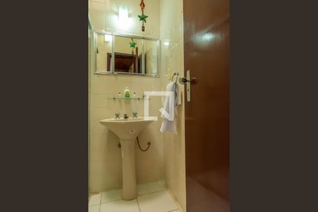 Casa para alugar com 177m², 3 quartos e 2 vagas Casa para alugar com 177m², 3 quartos e 2 vagasBanheiro 1