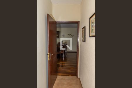 Casa para alugar com 177m², 3 quartos e 2 vagas Casa para alugar com 177m², 3 quartos e 2 vagasCorredor