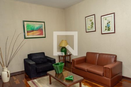 Sala de casa para alugar com 3 quartos, 177m² em Centro, Americana