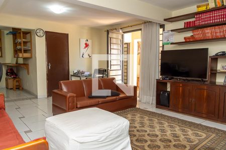 Casa para alugar com 177m², 3 quartos e 2 vagas Casa para alugar com 177m², 3 quartos e 2 vagasSala 2